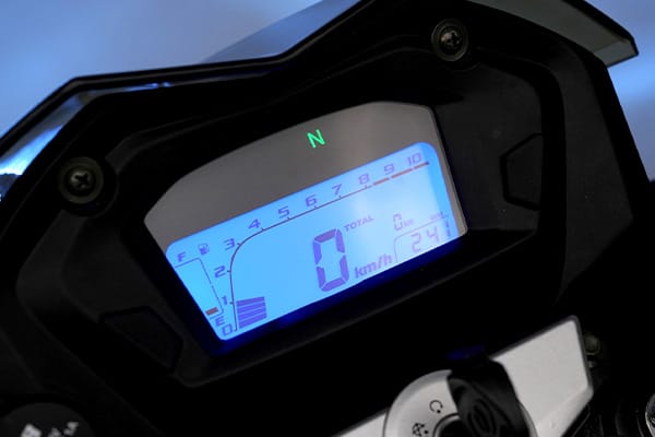 GILERA_VC150_DETALLES_1